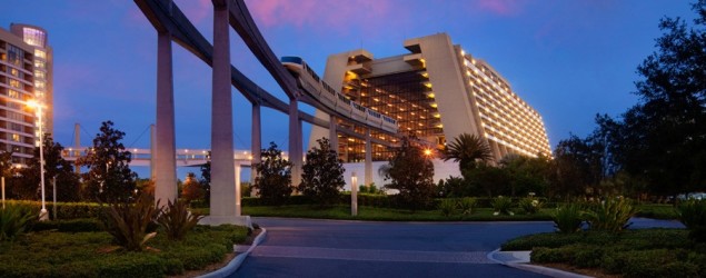 contemporary-resort-00-full
