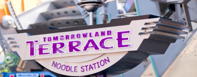 tomorrowland-terrace-restaurant-00